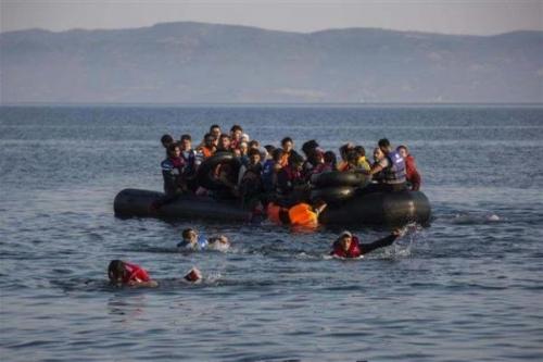 غرق شدن قایق مهاجران در آب‌های ترکیه