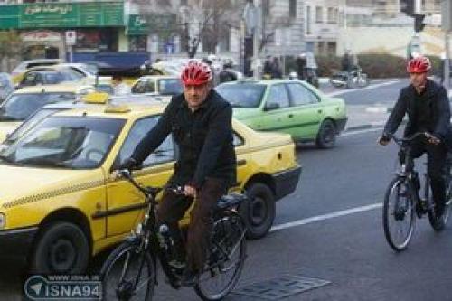 واکنش کرباسچی به دوچرخه‌سواری شهردار جدید تهران
