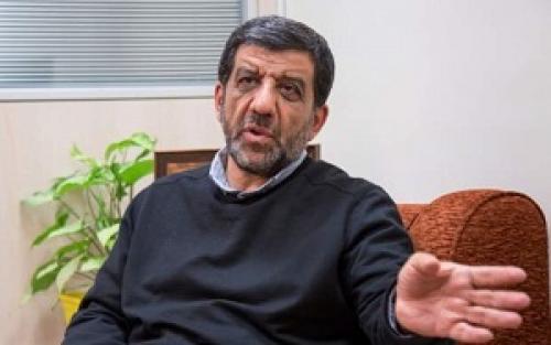 اگر یک احمدی نژادی شاخص بیاید، روحانی عمامه زمین می‌زند!