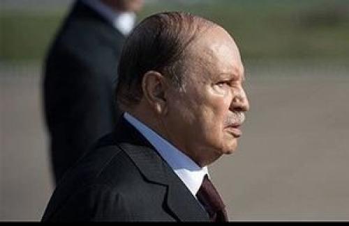 رئیس جمهوری الجزائر رسما از قدرت کناره‌گیری کرد