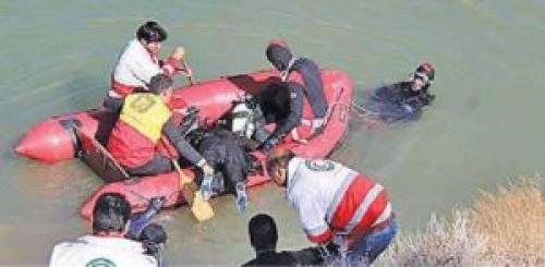 سقوط کودک 10 ساله در رودخانه کرج