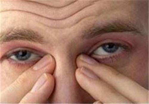 چرا چشم به خشکی دچار می‌شود؟ 