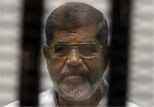 دفن مرسی درشرق قاهره درسایه تدابیرامنیتی شدید 