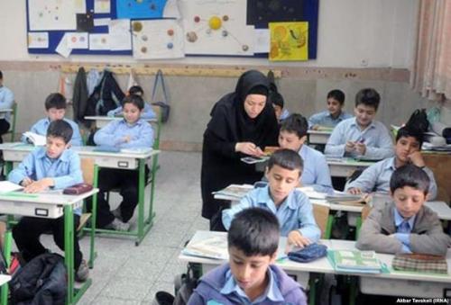 نظر وزیرجدیددرموردافزایش حقوق رتبه بندی معلمان