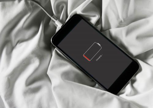 چگونه عمر باتری گوشی را افزایش دهیم؟ 