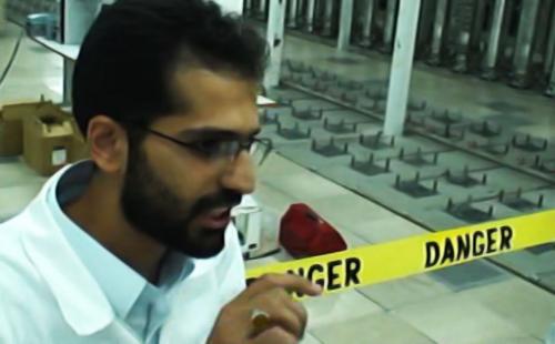 ناگفته‌هایی درباره شهید احمدی روشن / قضیه حضور ۳ تفنگدار در سازمان انرژی اتمی! 