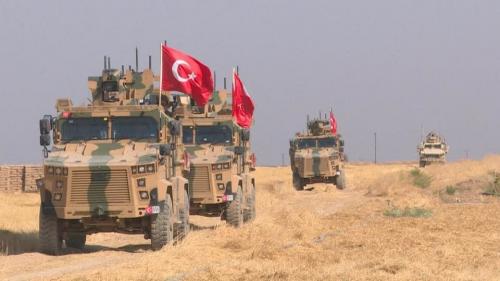 فرصت‌طلبی ترکیه از توافق آتش‌بس برای جبران شکست تروریست ها/ ورود ۴۰۰ تانک، خودروی نظامی و نفربر به مناطق اشغالی شمال غرب سوریه + نقشه میدانی و عکس