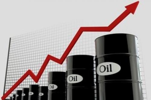قیمت نفت از آذرماه دوباره صعودی می‌شود