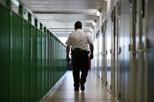  شیوع کرونا در زندان‌های انگلیس 