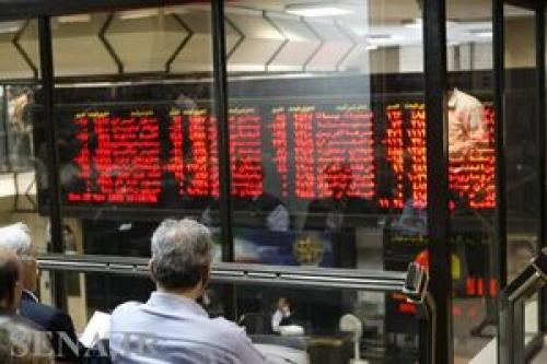 ممنوعیت سرمایه‌گذاری بانک‌ها در بورس لغو شد