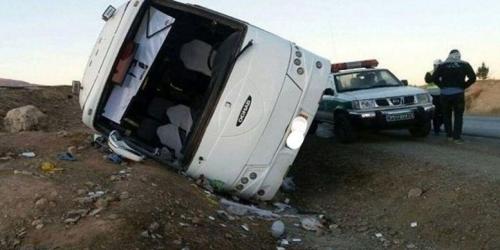 واژگونی اتوبوس در جاده مشهد