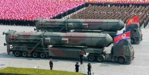 کره شمالی رژه نظامی گسترده‌ای را برگزار کرده است