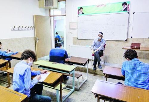 جزئیات برگزاری امتحانات مدارس درمناطق مختلف کرونایی