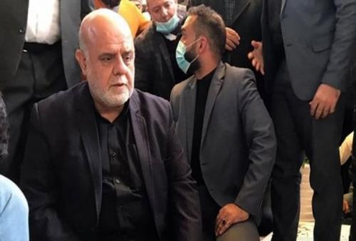 حضور سفیر ایران در عراق بر مزار شهید "ابومهدی المهندس" 