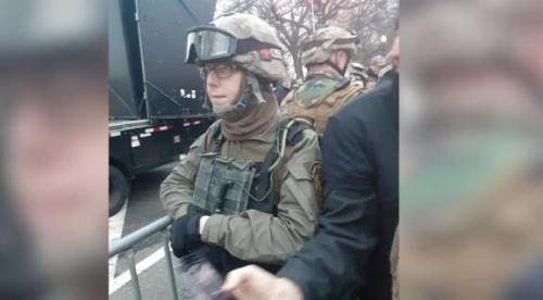 یک نظامی پیشن آمریکا به اتهام حمله به کنگره دستگیر شد