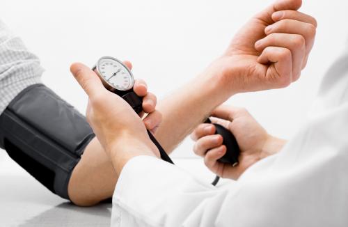 پنج راهکار کلیدی برای کاهش فشار خون/ اینفوگرافیک