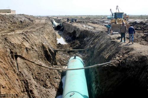  عملیات اجرایی طرح انتقال آب از خلیج فارس به اصفهان آغاز می‌شود