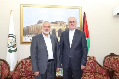  دیدار سفیر ایران در قطر با «اسماعیل هنیه»