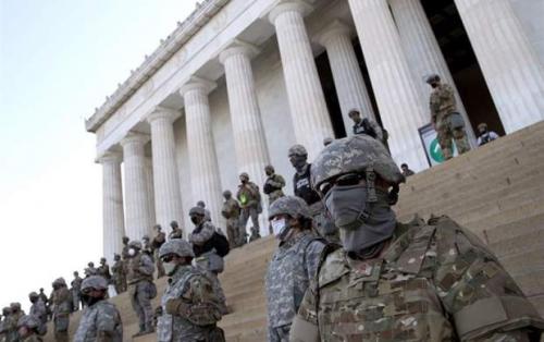 حضور نیروهای گارد ملی در کنگره آمریکا تمدید می‌شود