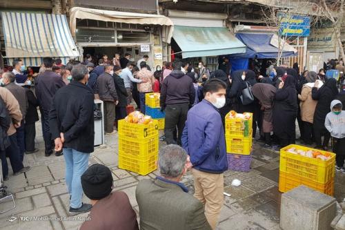 ایرانی‌ها نوروز را هم در صف مرغ گذراندند