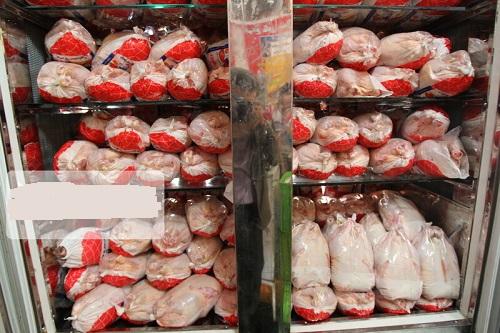 تولید گوشت مرغ بیش از نیاز بازار/معامله توسط دلالان در کوچه پس کوچه‌ها