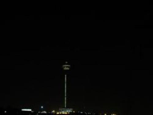  برج میلاد امشب خاموش می شود 