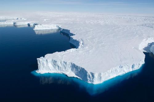  ذوب یخ‌های قطب جنوب سطح آب دریاها را بالا می‌آورد