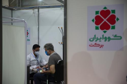  تزریق نخستین واکسن ایرانی به ۱۰ هزار داوطلب