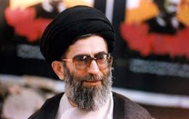خاطره گویی رهبرانقلاب در خطبههای نماز جمعه خاطره گویی رهبرانقلاب در خطبههای نماز جمعه
