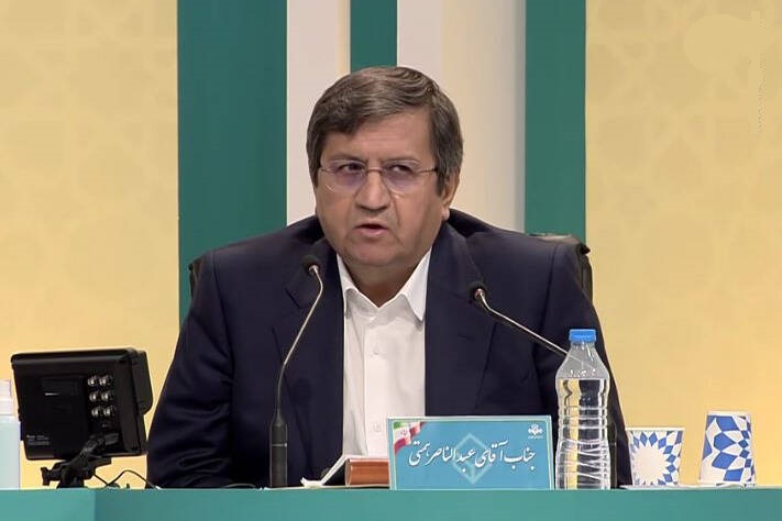 چگونه «همتی» در نخستین مناظره به حاشیه رفت چگونه «همتی» در نخستین مناظره به حاشیه رفت