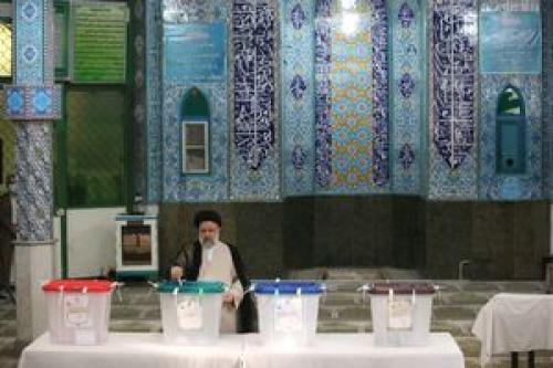  ممانعت فرمانداری تهران از حضور نمایندگان ناظر رئیسی در شعب رأی‌گیری