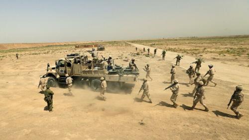 شماری از نیروهای ارتش عراق بر اثر حمله داعش زخمی شدند 