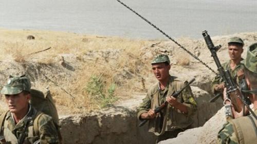  تاجیکستان ۲۰ هزار نیرو در مرز با افغانستان مستقر می‌کند