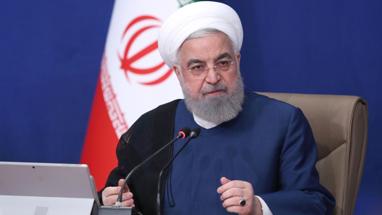 روحانی: مردم همه سرمایهشان را در بورس نیاورند روحانی: مردم همه سرمایهشان را در بورس نیاورند