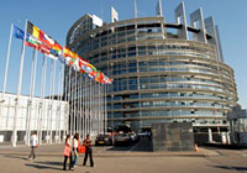  پارلمان اروپا خواستار اعمال تحریم علیه ایران شد