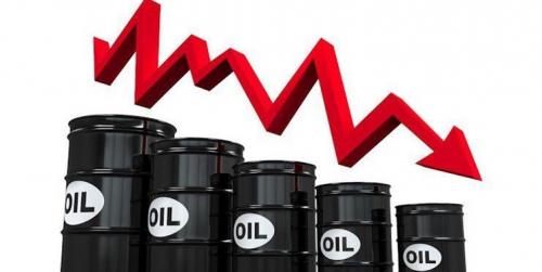  قیمت نفت کاهش یافت/ نگرانی از کندی رشد اقتصاد جهانی 