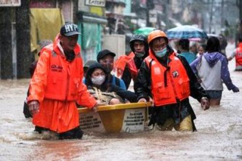  فیلیپین هزاران نفر از مردم پایتخت را تخلیه کرد 