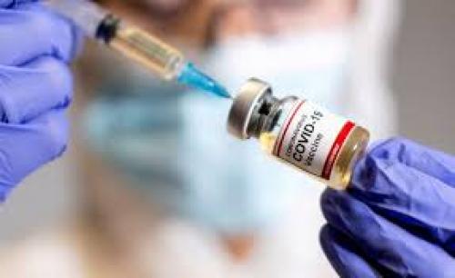  عکس/ دریافت واکسن کرونا توسط بازیگر طنز تلویزیون
