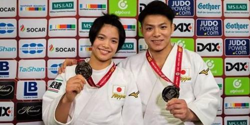  خواهر و برادر ژاپنی تاریخ‌ساز شدند/ کسب دو مدال طلای المپیک در یک ساعت! +عکس 