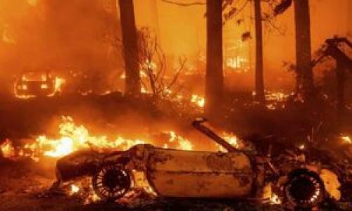  بزرگترین آتش سوزی کالیفرنیا خانه‌ها را سوزاند +عکس  