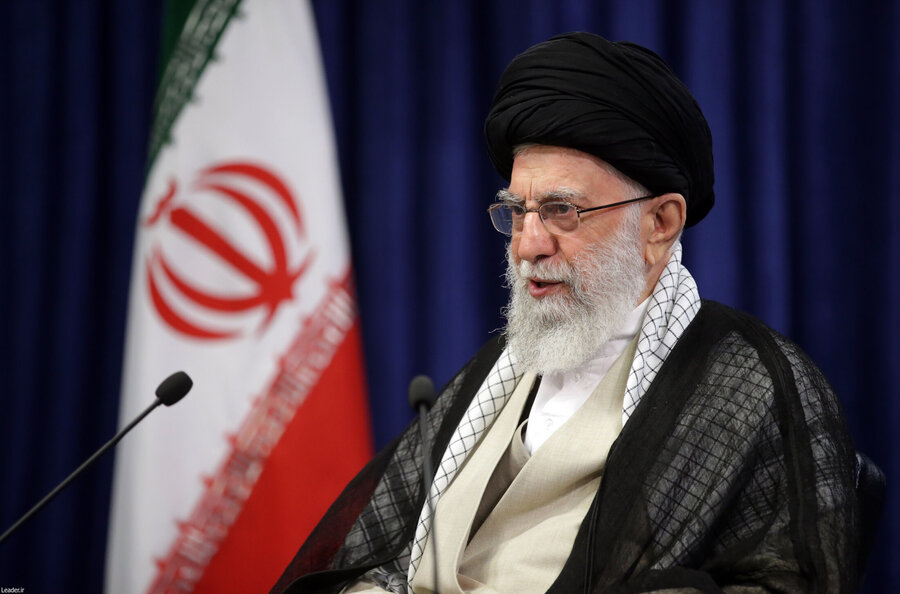 سخنان منتشرنشده رهبری در دیدار مرحوم هاشمی امشب پخش میشود سخنان منتشرنشده رهبری در دیدار مرحوم هاشمی امشب پخش میشود
