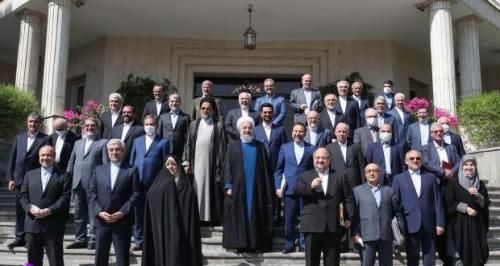 کدامیک از وزرای دولت روحانی ممنوع الخروج می شوند؟