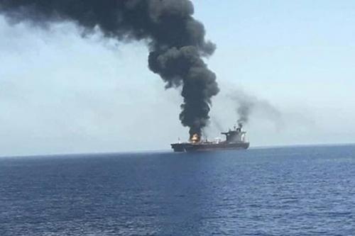 حادثه برای کشتی در سواحل امارات