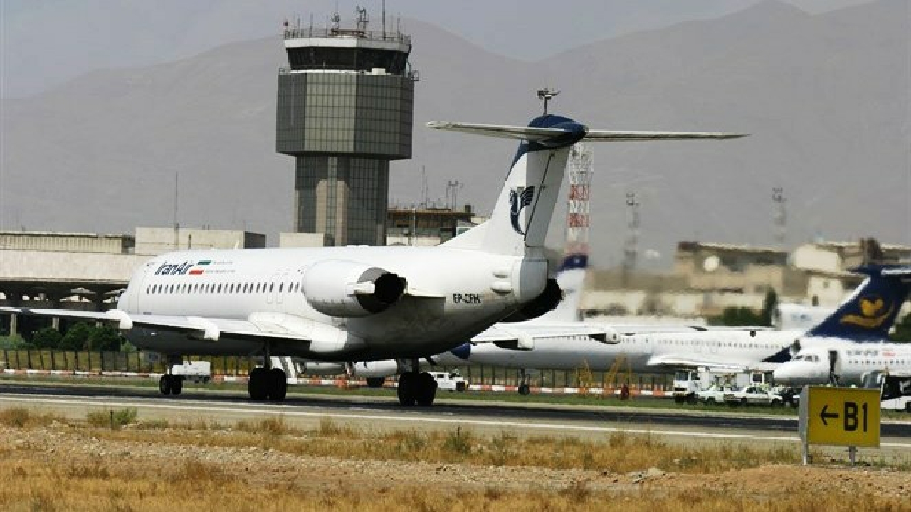 پرواز در فرودگاههای تهران و البرز به حالت عادی برگشت پرواز در فرودگاههای تهران و البرز به حالت عادی برگشت