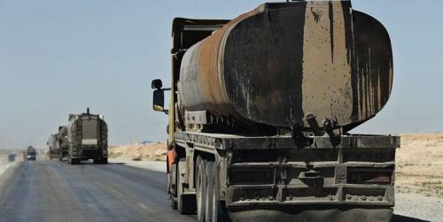  آمریکا 25 تانکر نفت از سوریه به عراق قاچاق کرد 