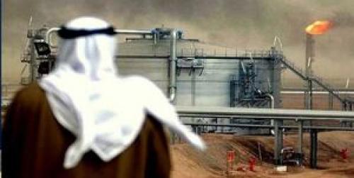  عربستان برای جلب مشتری نفتش را ارزان کرد