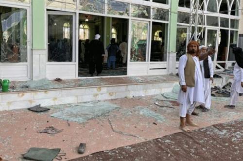  لحظات حمله انتحاری به مسجد قندهار