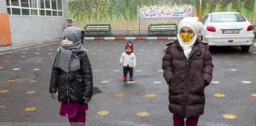  شروط وزارت بهداشت برای بازگشایی مدارس؛ پنجره‌ کلاس‌ها باز باشد و دانش‌آموزان با لباس گرم بیایند