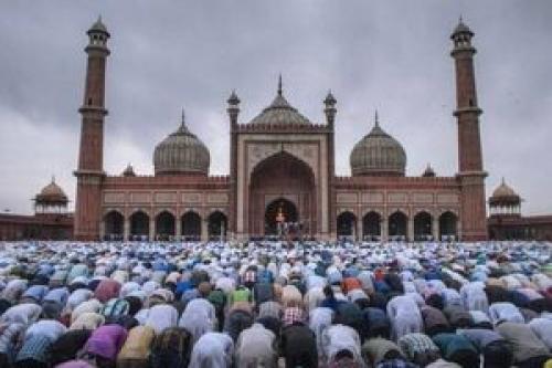  پاکستان اقدام هند در محدودیت اقامه نماز جمعه را محکوم کرد