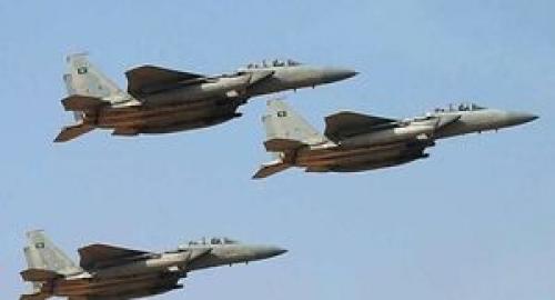  ۳ حمله هوایی عربستان به فرودگاه بین‌المللی صنعا